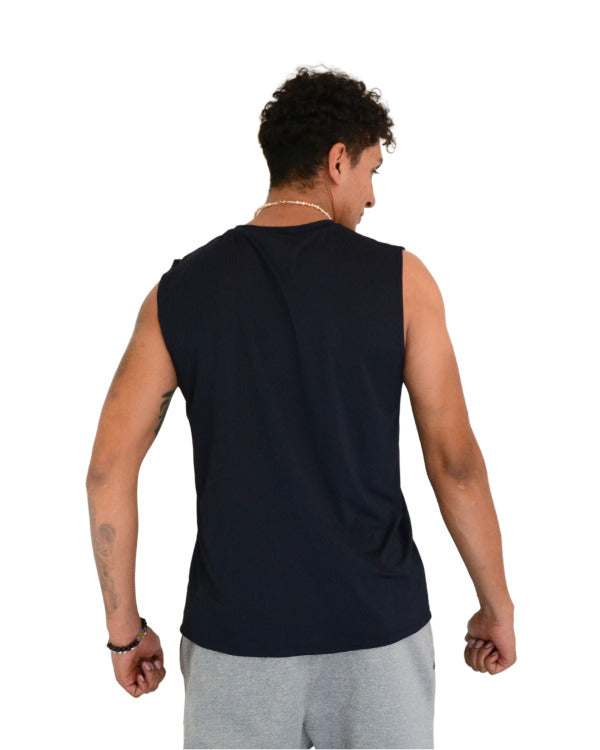 Playera deportiva sin mangas cuello redondo para hombre